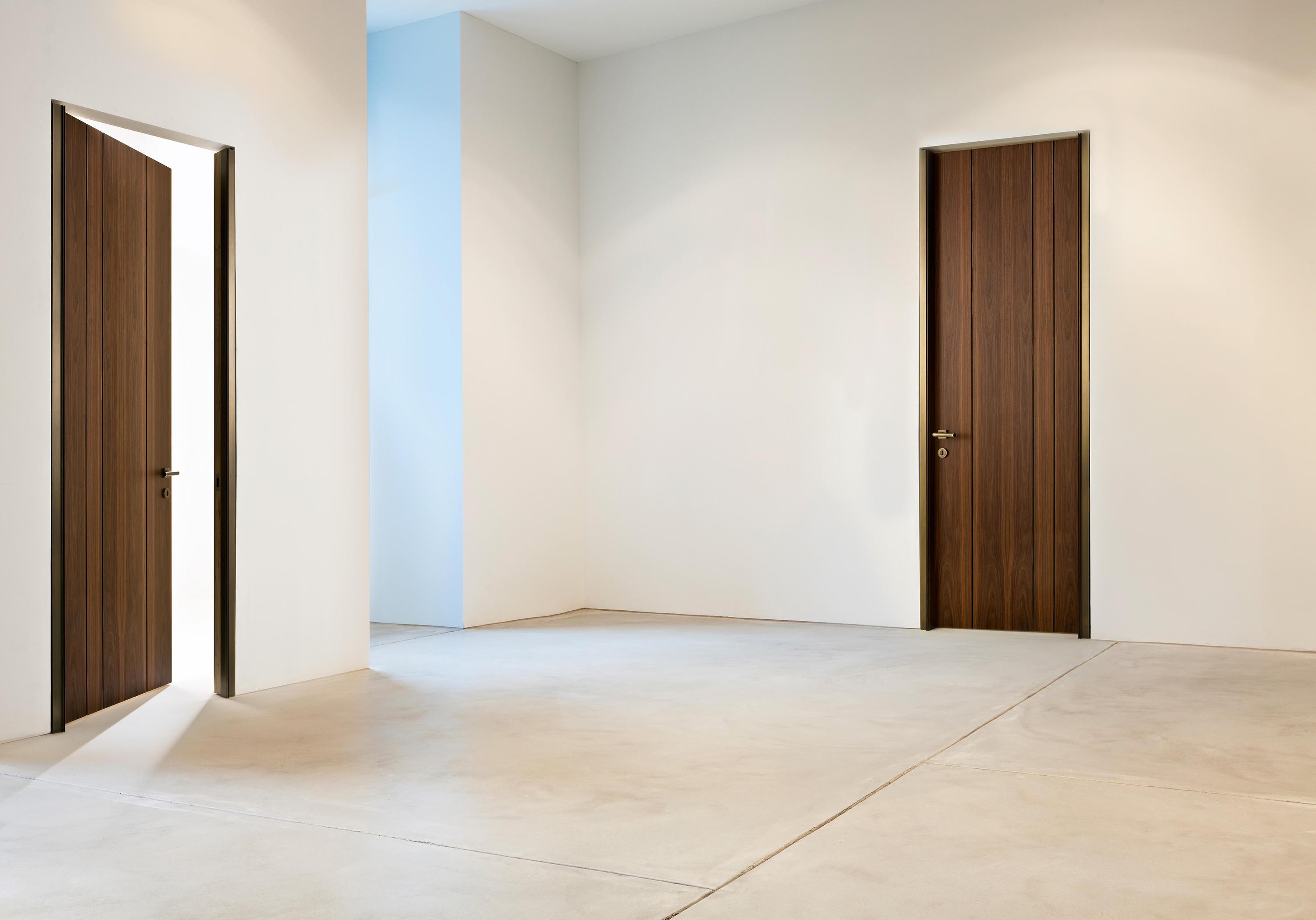 door-024