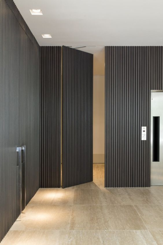 door-033
