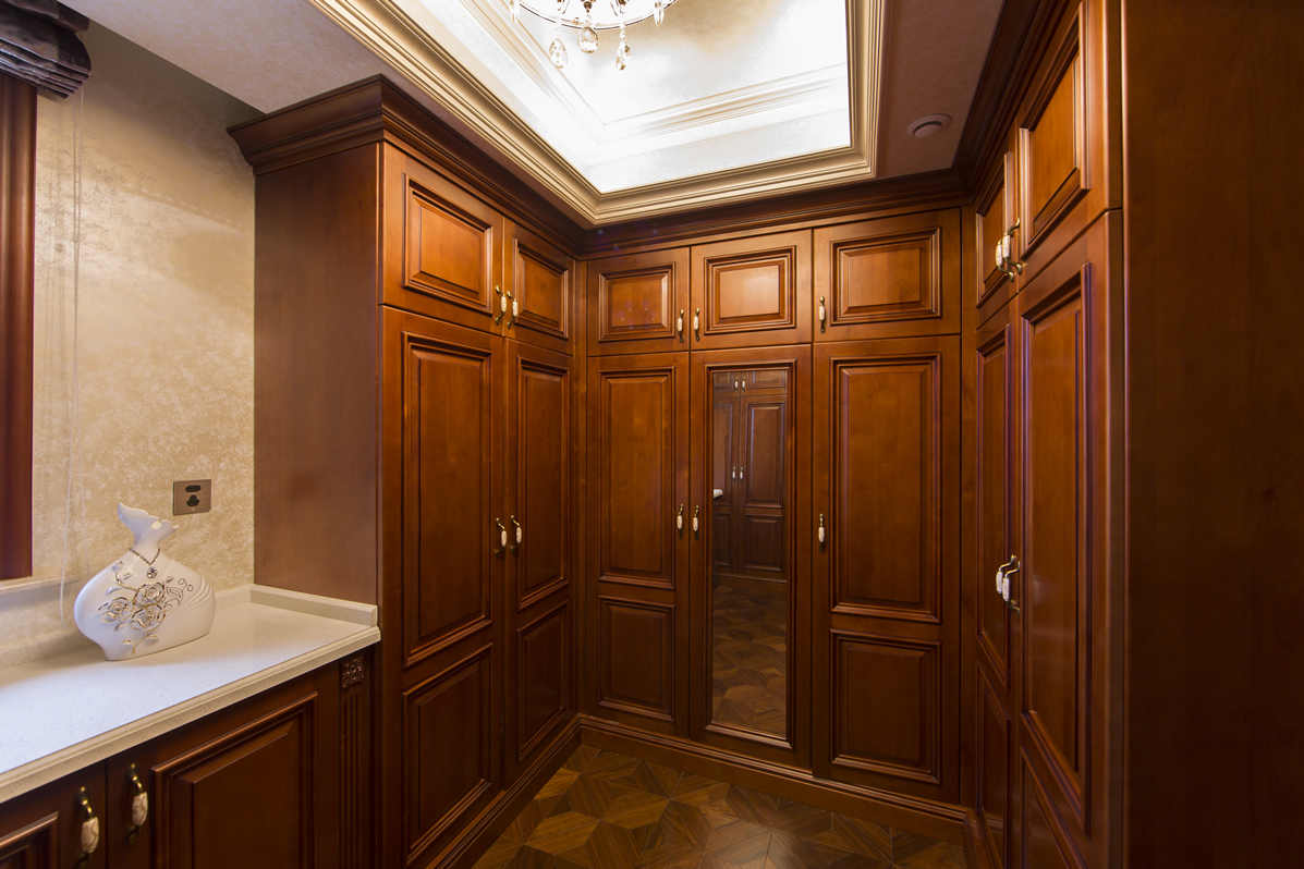 classic-wardrobe-024